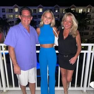 Meet your Posher, Nadia